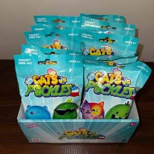 Cats vs Pickles Teal Wave Blind Bags Lot of 10 Unopened Assortment C & D